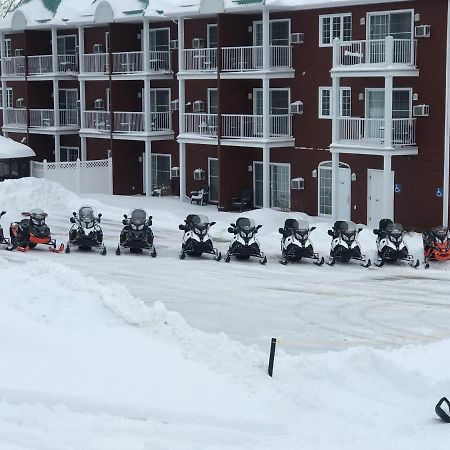 Les Pavillons Du Petit Manoir Du Casino Hotel La Malbaie Luaran gambar