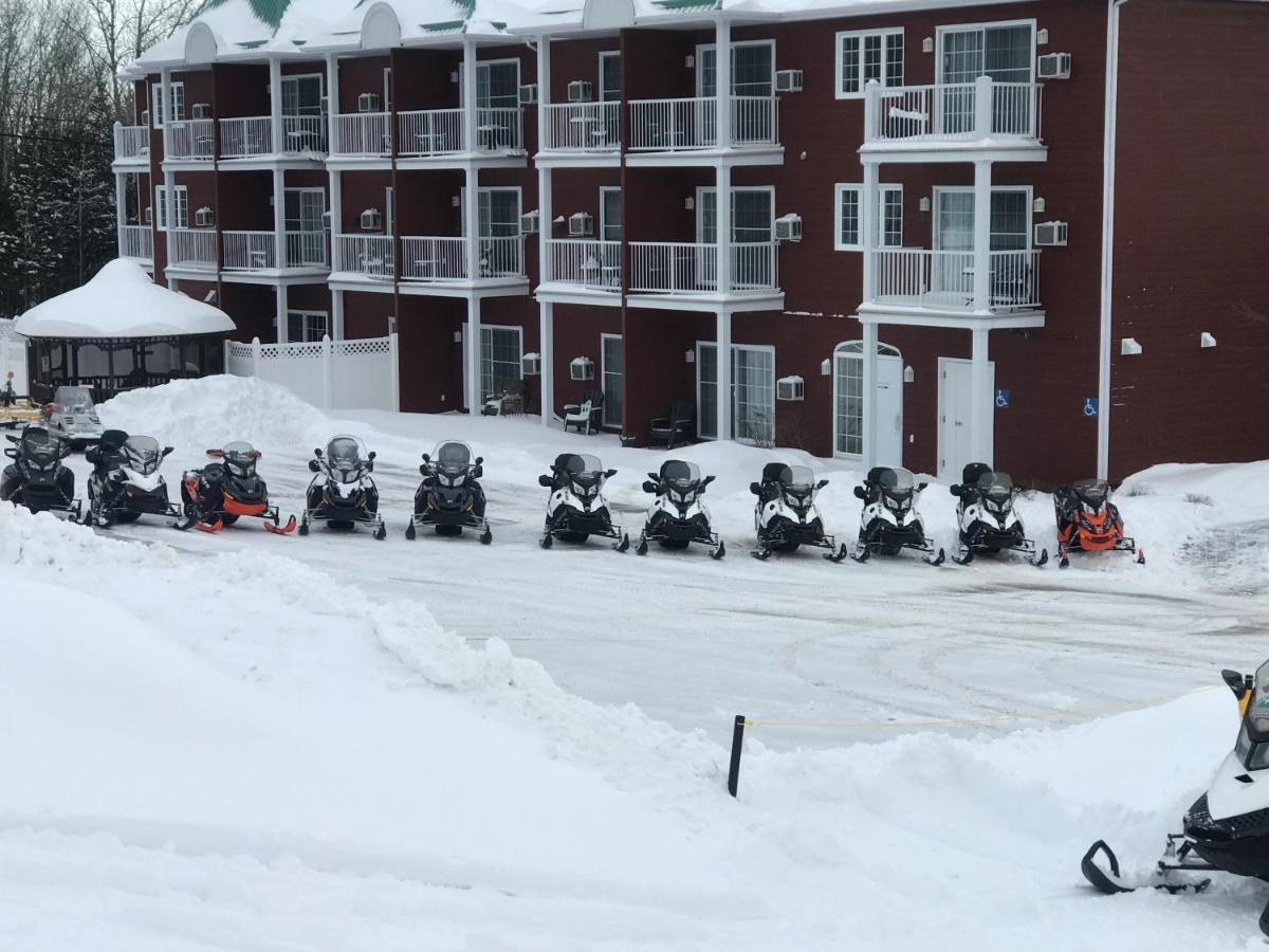 Les Pavillons Du Petit Manoir Du Casino Hotel La Malbaie Luaran gambar