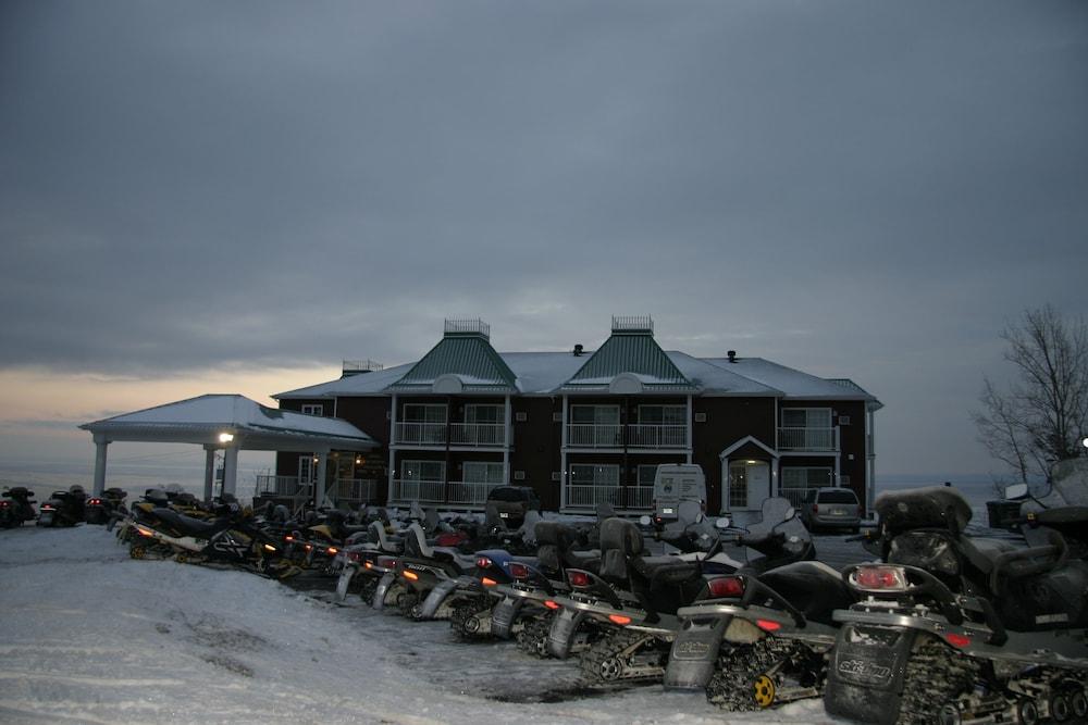 Les Pavillons Du Petit Manoir Du Casino Hotel La Malbaie Luaran gambar