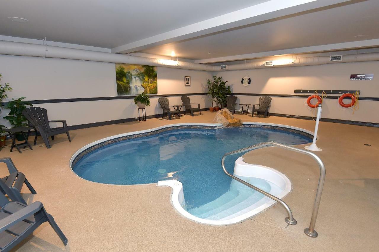 Les Pavillons Du Petit Manoir Du Casino Hotel La Malbaie Luaran gambar
